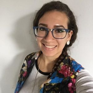 Hi Come Check Out My Closet!